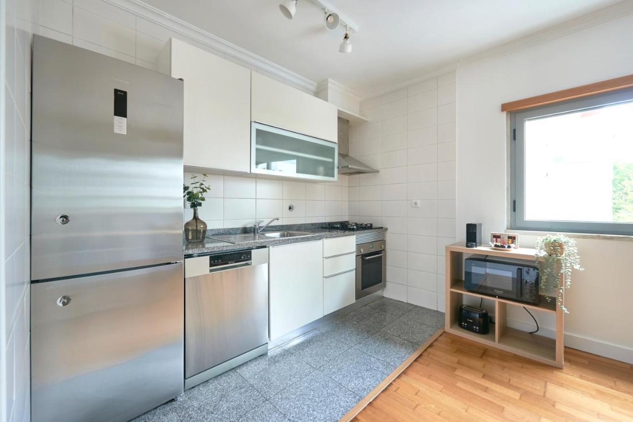 Apartment With Private Terrace & Car Garage Lisboa Eksteriør billede