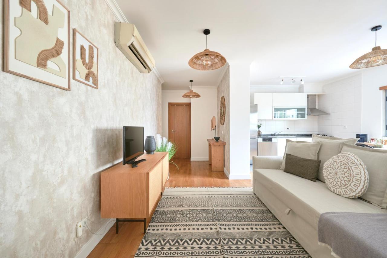 Apartment With Private Terrace & Car Garage Lisboa Eksteriør billede